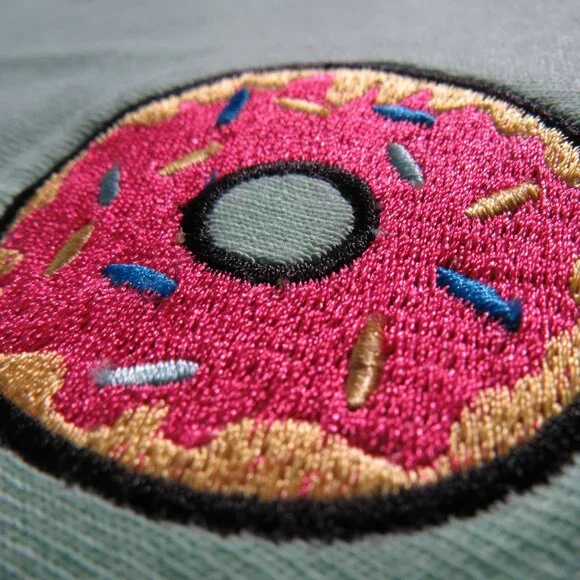 NWOT Spencer’s Retro Neon Green Men’s Medium Tee Embroidered Donut Graphic - Picture 3 of 3